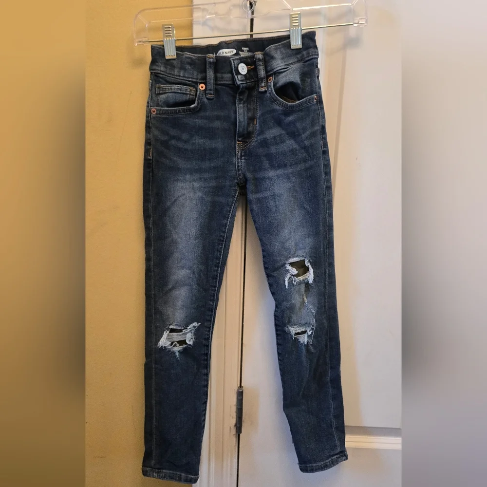 Old Navy Boy's Blue Distressed Karate Slim Jeans Size 6 Slim